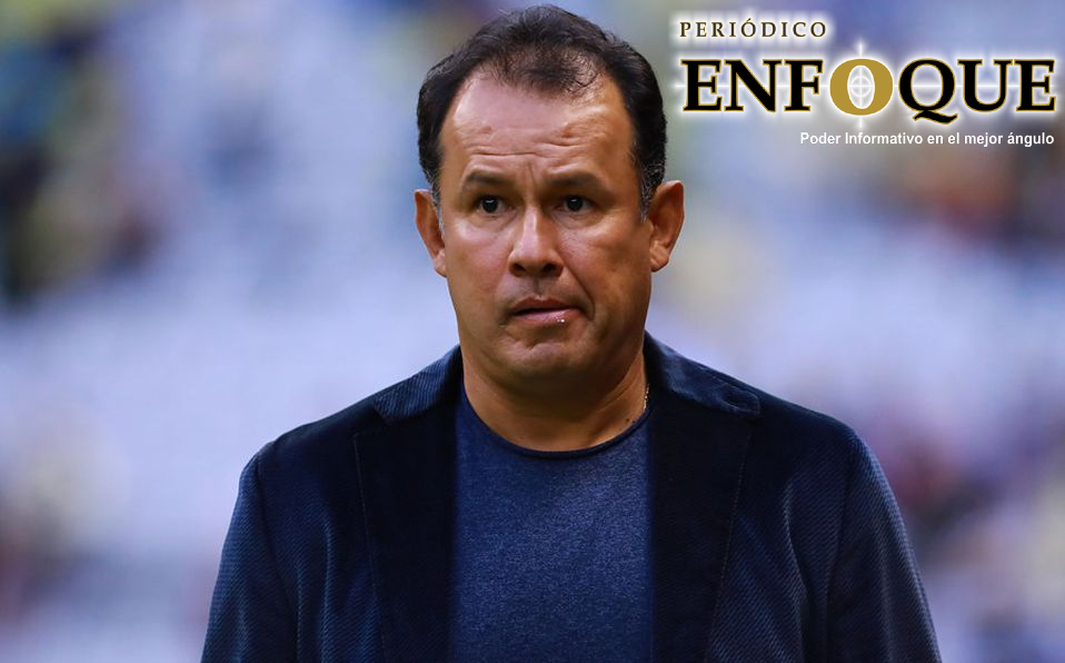 Es cesado Juan Reynoso de la dirección técnica del Club Puebla. 