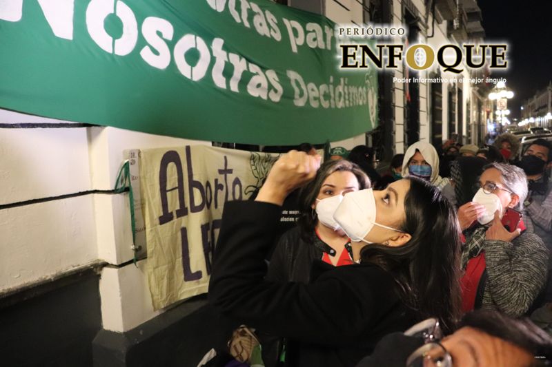 ¡Los derechos no se consultan, se ejercen!; Rivera Vivanco a favor de protestas pro abortistas