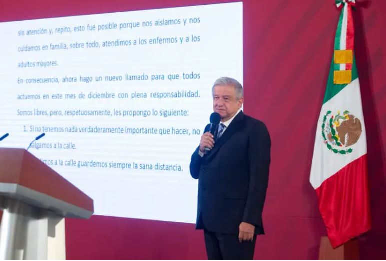 Por primera vez desde que inició la pandemia, AMLO pide a los mexicanos quedarse en casa