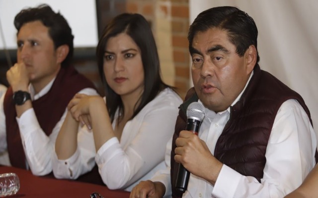 Asegura Barbosa que hay denuncia contra Claudia Rivera ante FGE por hostigamiento y abuso de autoridad