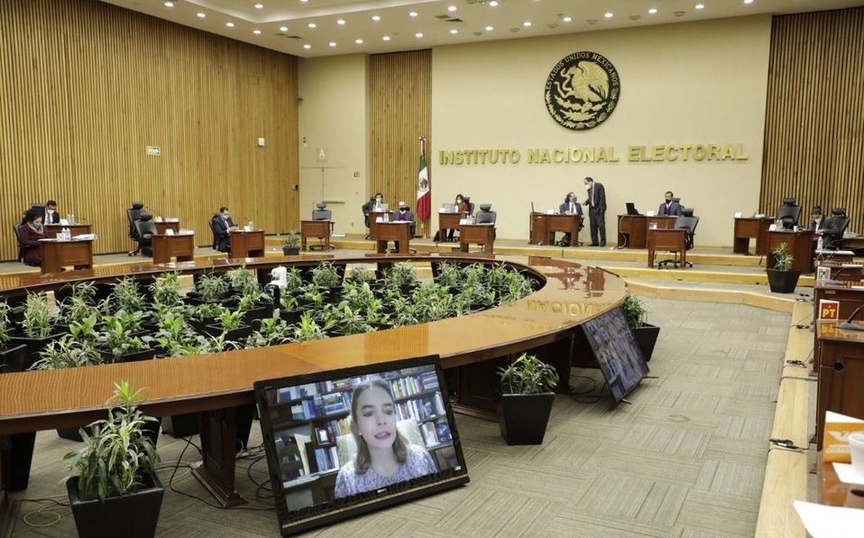 Tribunal electoral revoca medidas del INE contra AMLO por declaraciones sobre elecciones de 2021