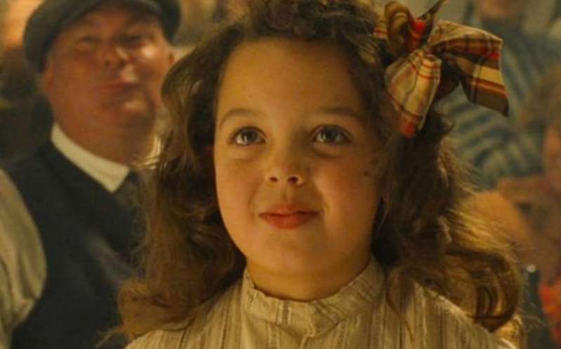 Así luce ahora la niña que bailó con Leonardo Dicaprio en 'Titanic'