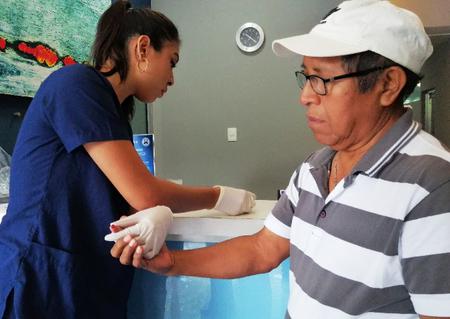 Pandemia provoca disminución de 80% en consultas médicas, incluyendo las de cáncer de próstata