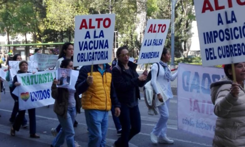 Protestan contra medidas sanitarias para frenar la pandemia en CDMX
