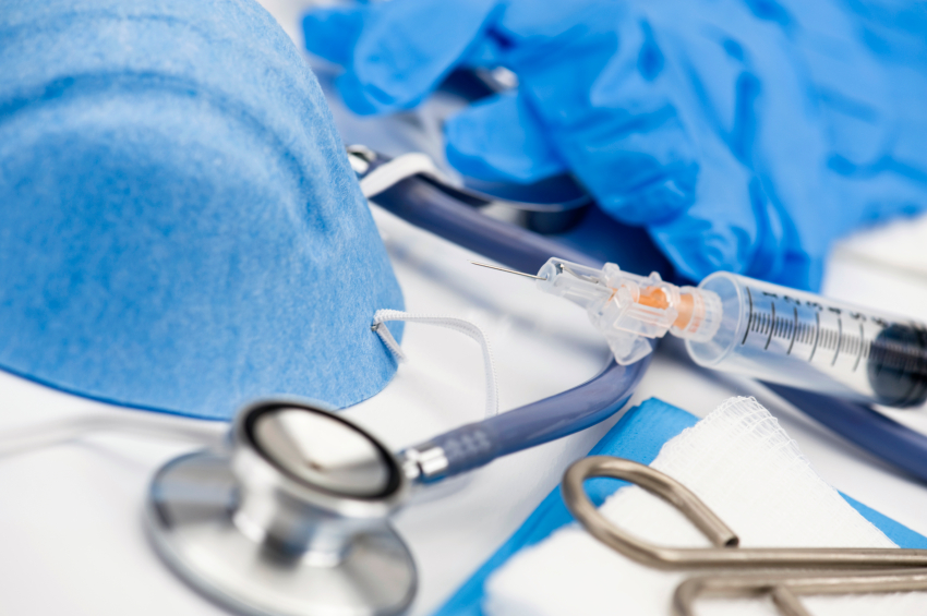 Gobierno prefiere calidad (que bajos precios) en insumos médicos