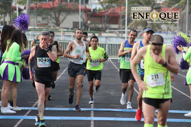 Poblanos se preparan para el Medio Maratón Puerto de Veracruz 2020