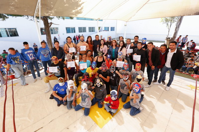 Celebra SEDIF “Día de Reyes” a niñas, niños y adolescentes que viven en Casas de Asistencia