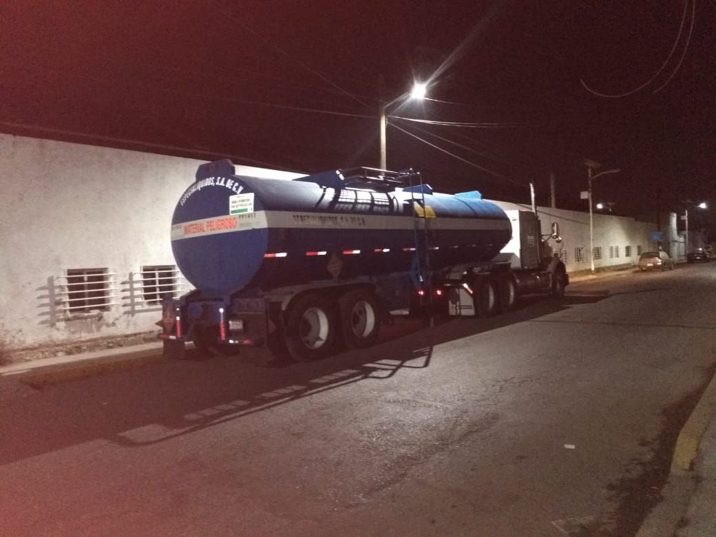 Recupera policía municipal de San Pedro Cholula unidad robada y con 60 mil litros de hidrocarburo