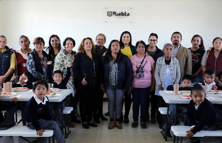Amplía SMDIF cobertura de Desayunos Calientes en la capital