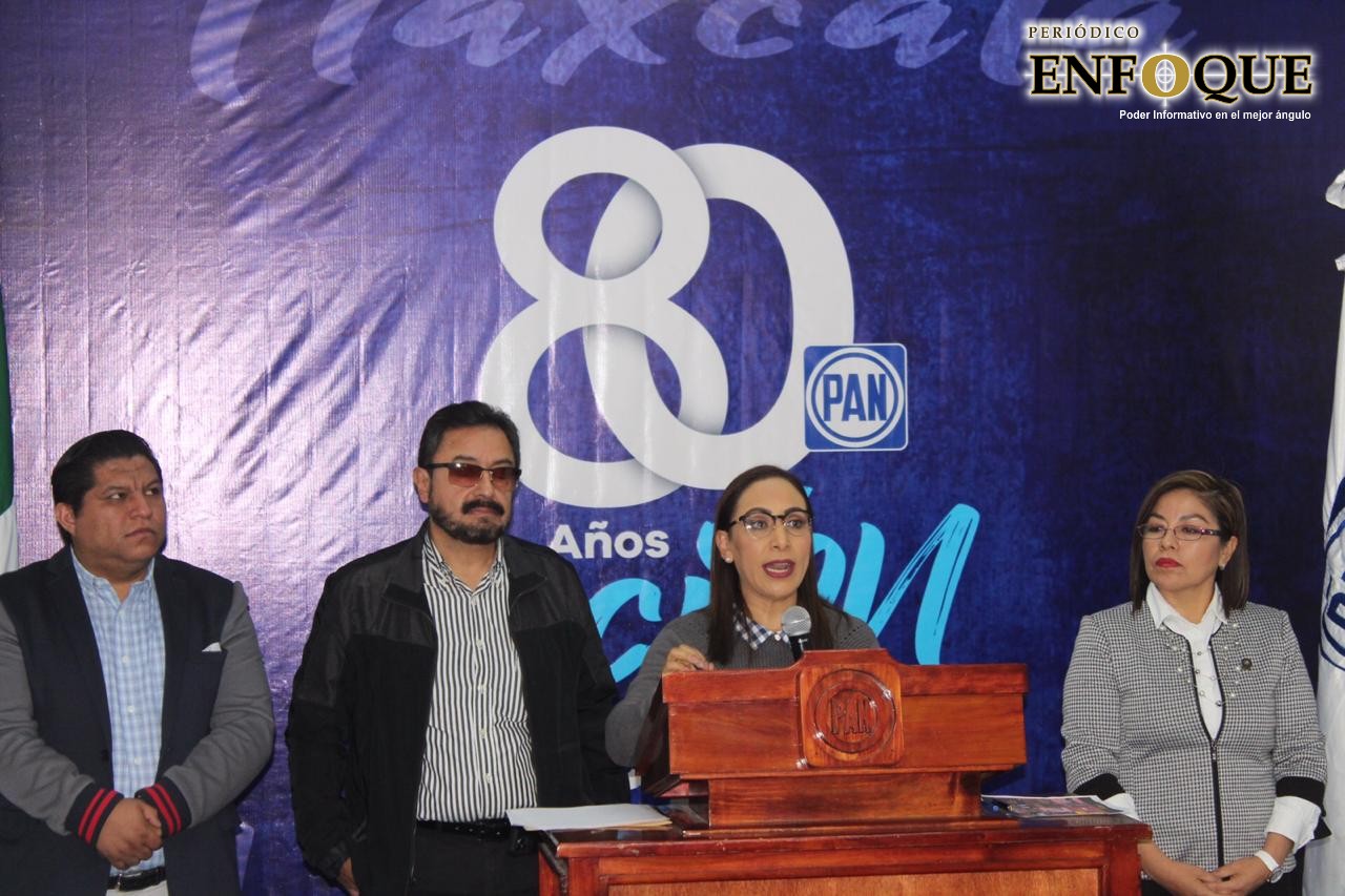 Exhorta Adriana Dávila a Marco Mena a no adherirse al INSABI