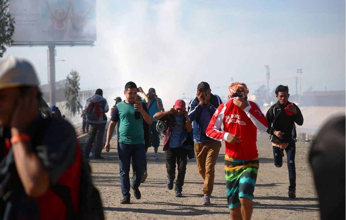 Uso de gases contra migrantes fue un caso aislado, dice López Obrador