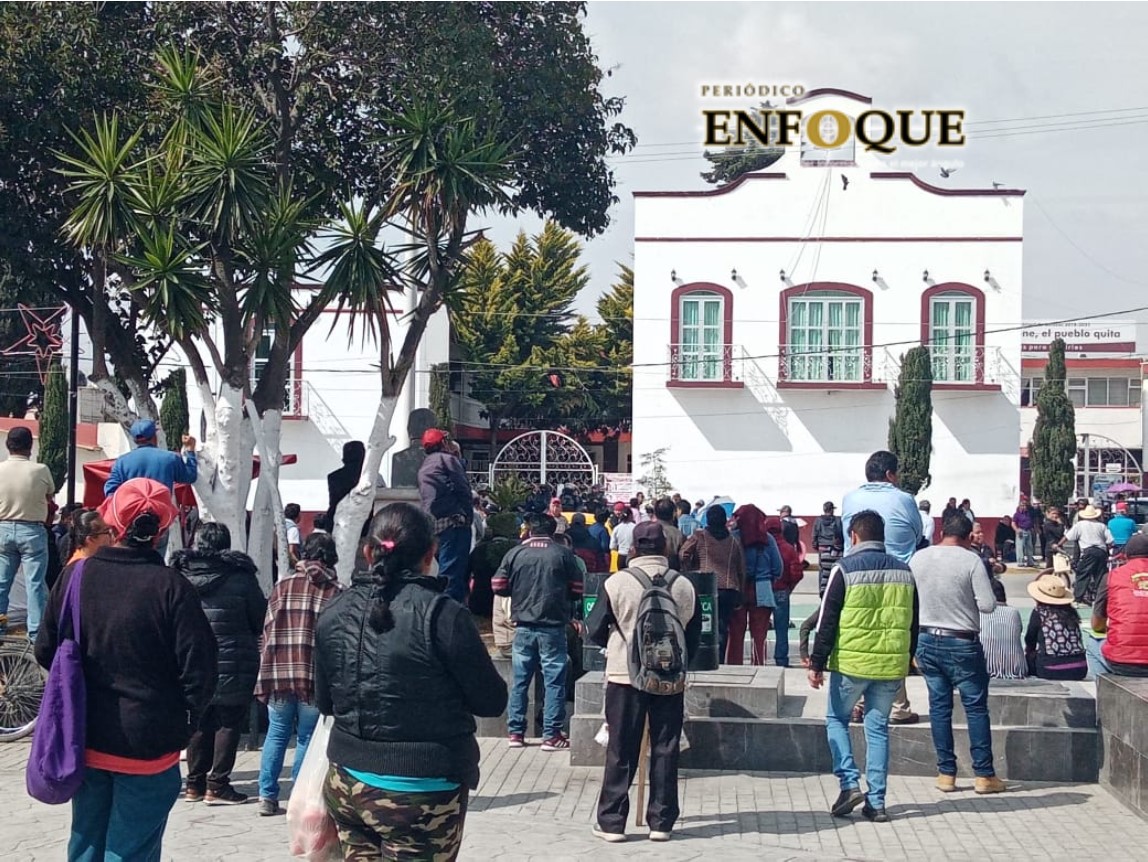 Regresa la calma a Amozoc; manifestantes aceptan mesas de diálogo
