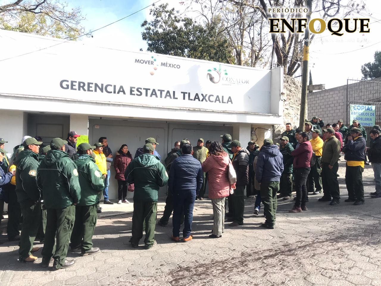 Brigadistas de Conafor exigen insumos de calidad