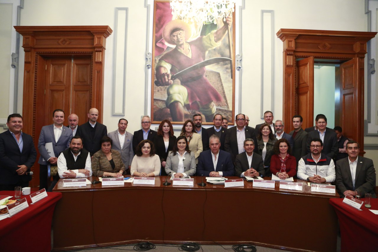 Claudia Rivera consolidan trabajo en conjunto con sector empresarial (Fotos)