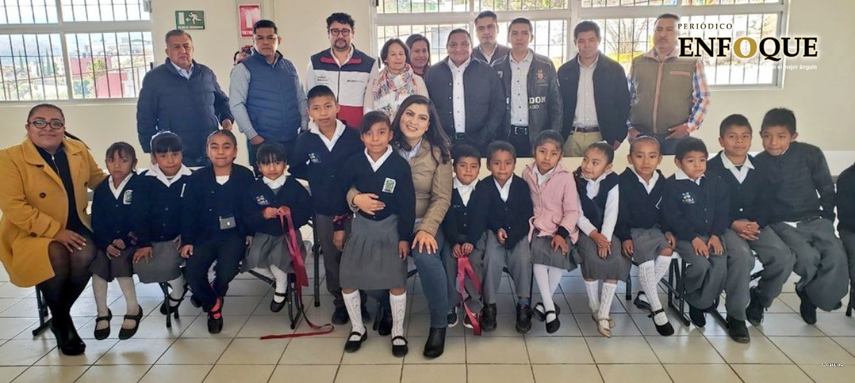 Rivera Vivanco entrega obra en inspectoría Los Ángeles Tetela (Fotos)