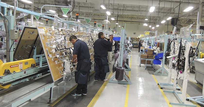 Coronavirus empieza a 'pasar factura' a maquiladoras en Chihuahua