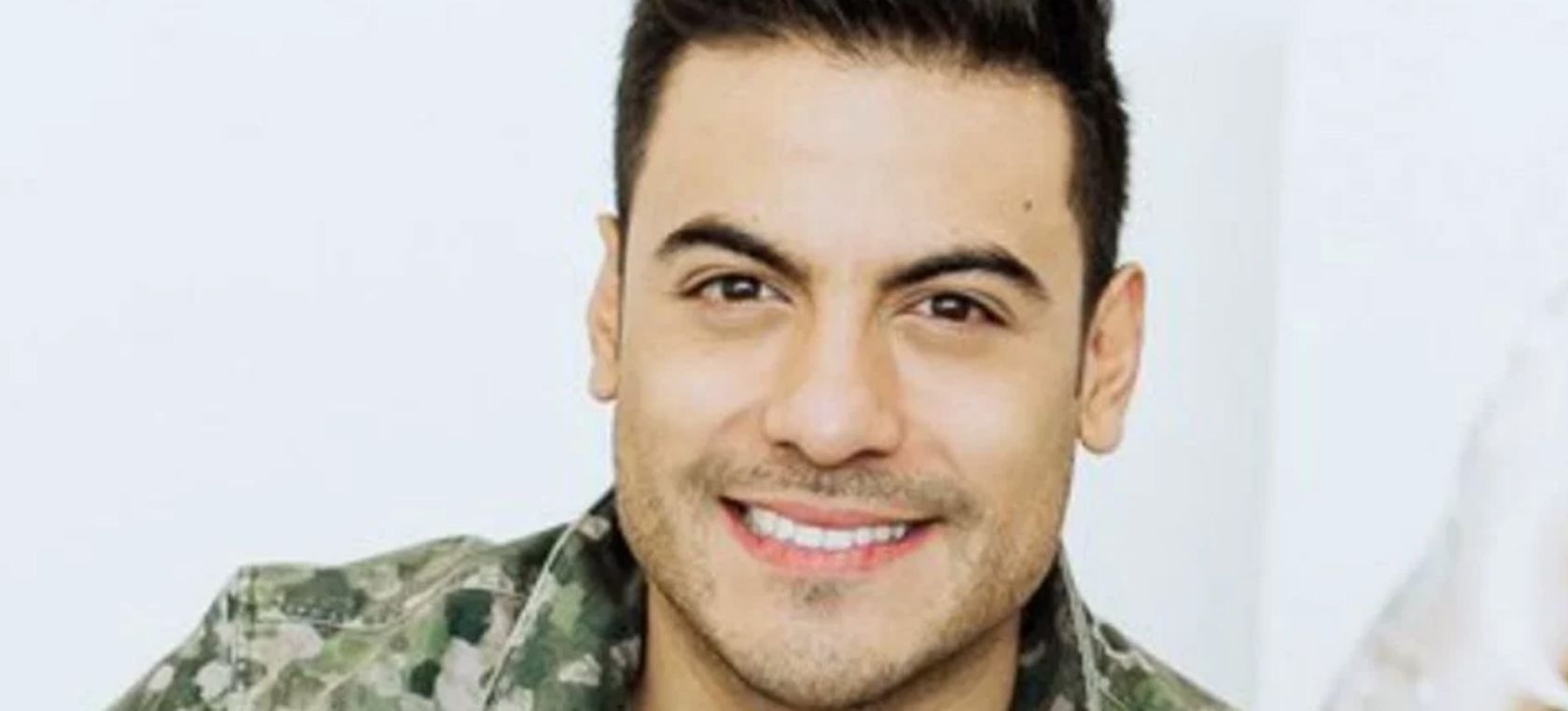 Adiós cobija de tigre, hola cobija de Carlos Rivera