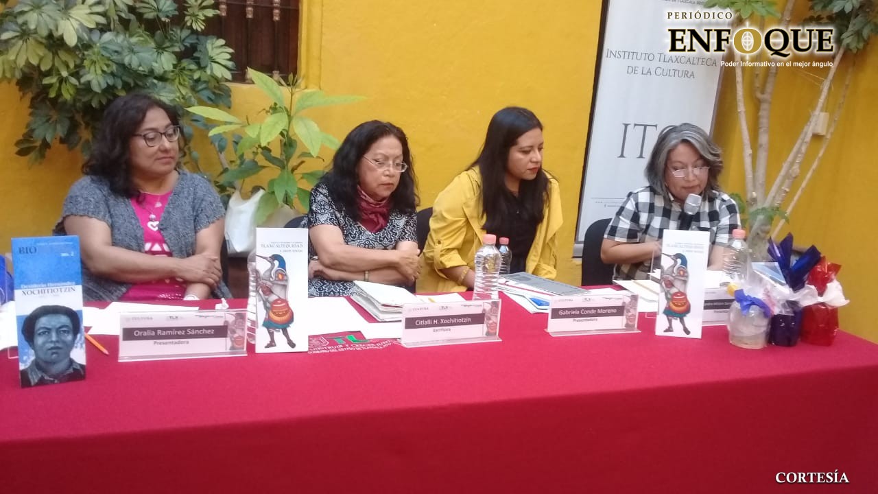 Presentan textos alusivos a Desiderio Hernández Xochitiotzin