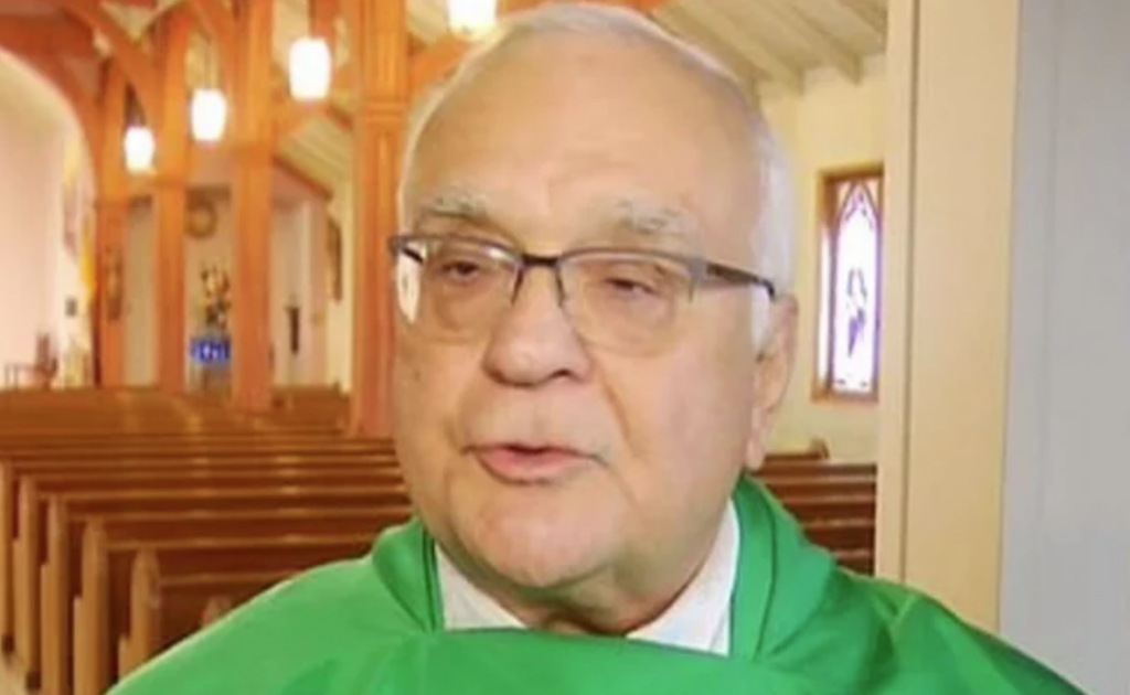 "La pedofilia no mata a nadie, el aborto sí": sacerdote defiende a la iglesia católica.