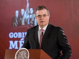 Ebrard tomará días para atender asuntos familiares