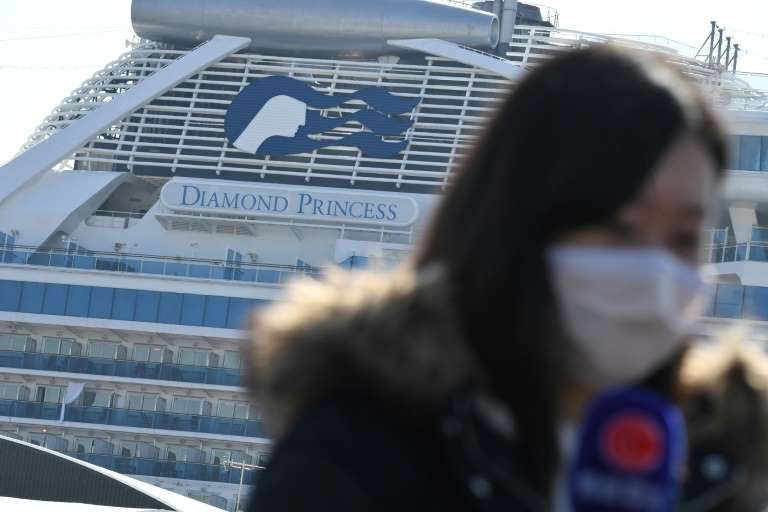 La pesadilla de la cuarentena continúa para la tripulación del "Diamond Princess"