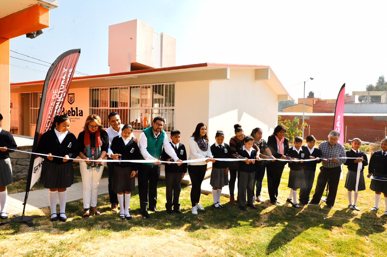 Atienden con dos nuevos desayunadores escolares el desarrollo integral de niñas y niños poblanos