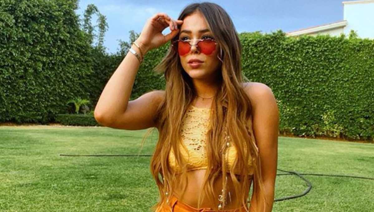 Danna Paola posa casi topless en portada de revista