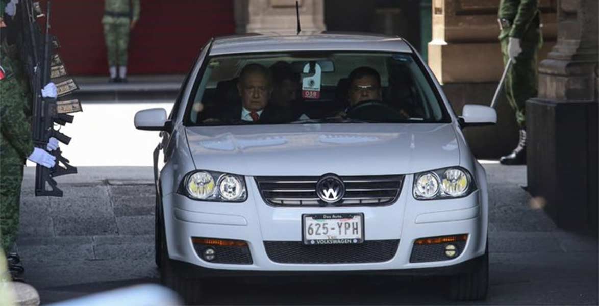 Esto es lo que sabemos sobre el Jetta Blanco de López Obrador