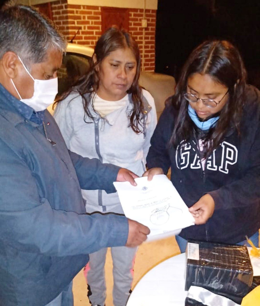 Entrega gobierno de San Pedro Cholula cenizas de paisanos repatriados