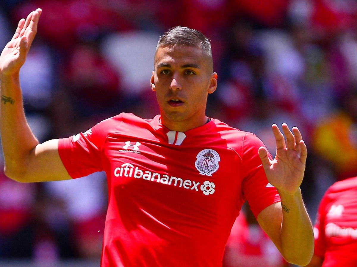 Jugador del Toluca acusó que lo obligaron a entrenar con COVID-19 