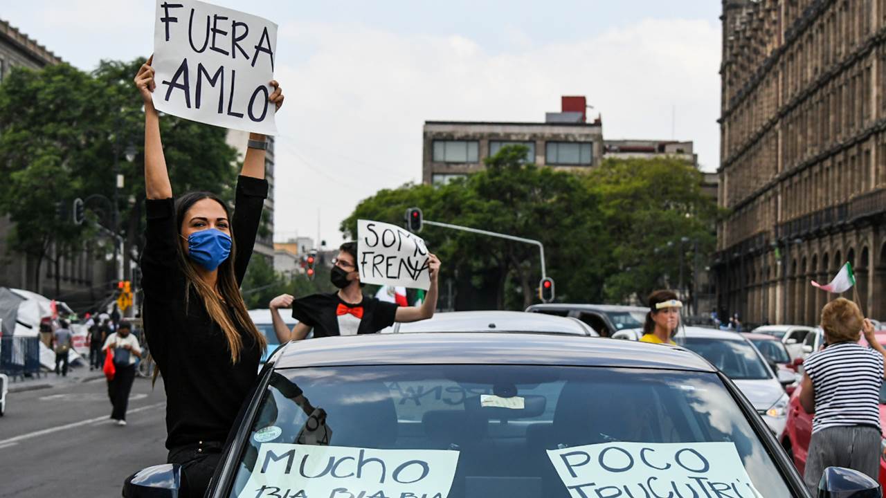 Marchas antiAMLO, por quinto fin de semana seguido