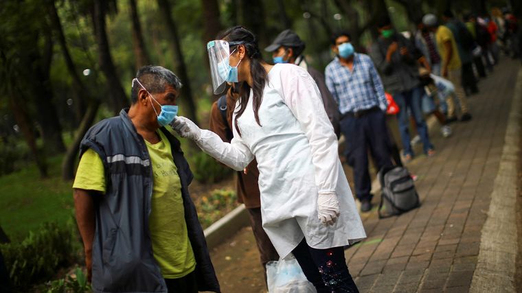 Aumentan a 46,000 las muertes por coronavirus en México; hay 416,179 casos confirmados