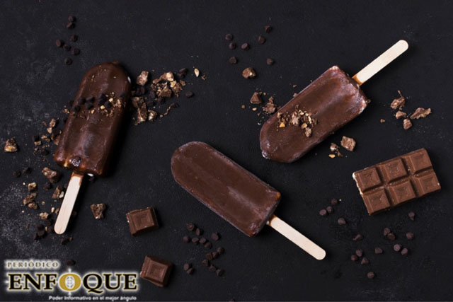 Beneficios de comer helado de chocolate negro