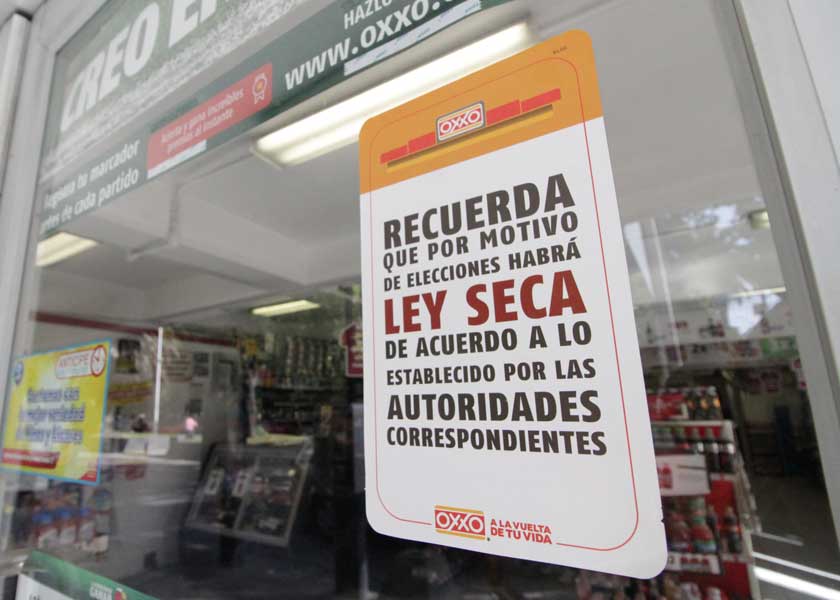 Comuna clausura cinco negocios por violar Ley Seca