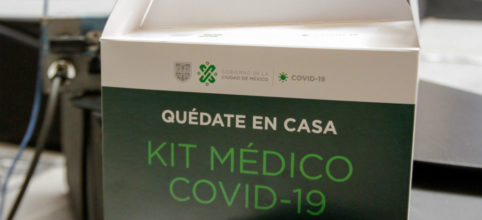Kit para sospechosos de COVID-19 en CDMX incluye termómetro, gel y té para mejorar sistema inmune