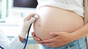 ¿Estás embarazada? IMSS habilita trámite de incapacidad por maternidad en línea ante COVID-19