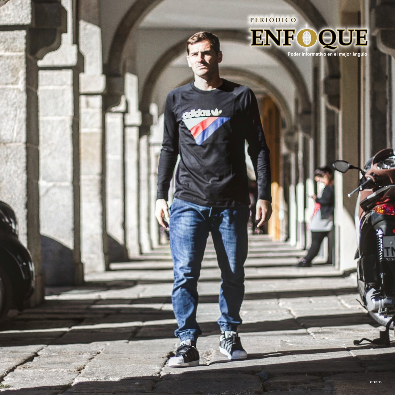 Iker Casillas bajo su candidatura para dirigir el fútbol español 