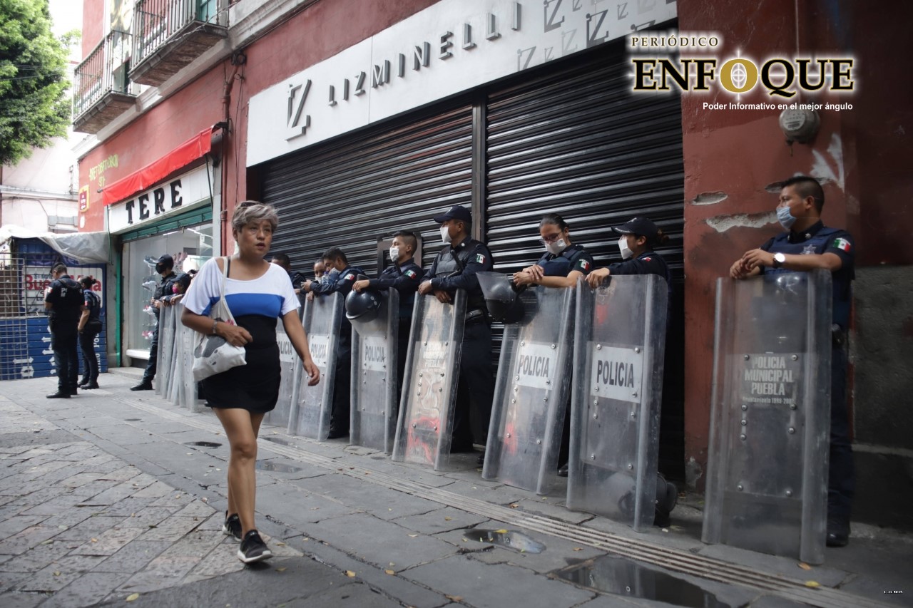 Continuarán operativos para impedir instalación de ambulantes en el Centro Histórico 
