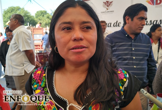 Entregarán más de mil 800 despensas en todo Cuautlancingo: Alejandra Daniel (Video)