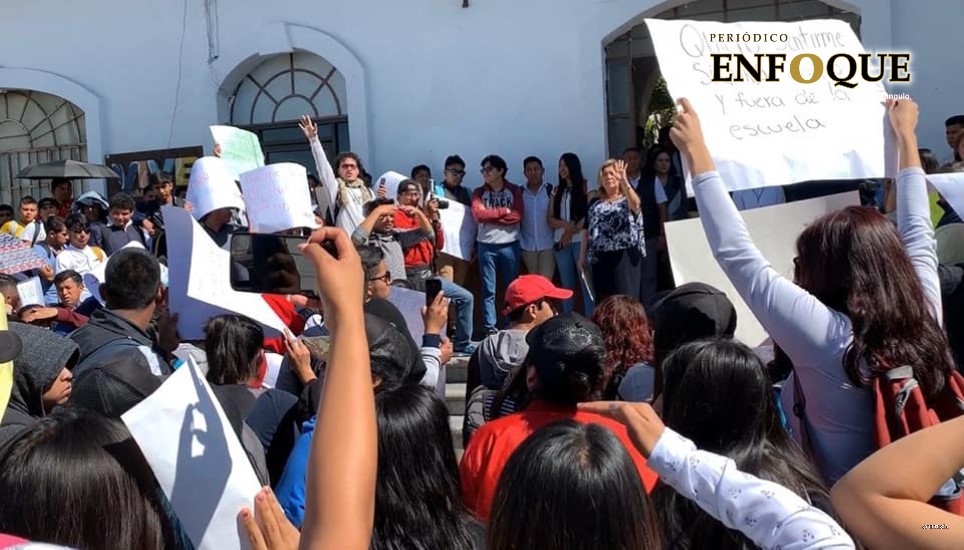 Alcaldesa de Tecamachalco se compromete a brindar mayor seguridad para los estudiantes
