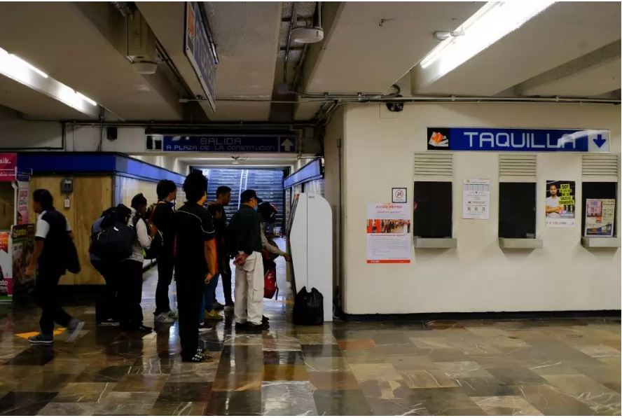 Inédito paro de mujeres enseña su músculo en la vida del país