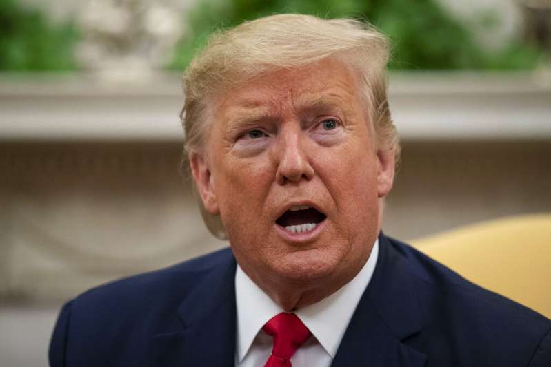 Trump dice que pandemia de coronavirus podría terminar en julio o agosto