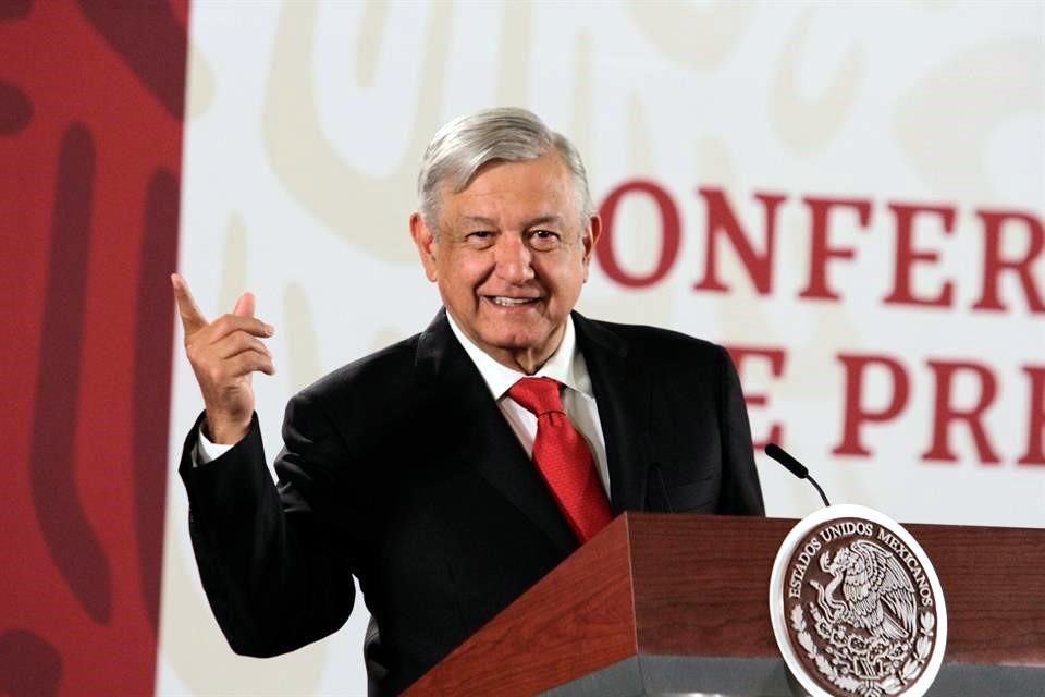 Anuncia AMLO adelanto de pensión a adultos mayores para enfrentar Coronavirus