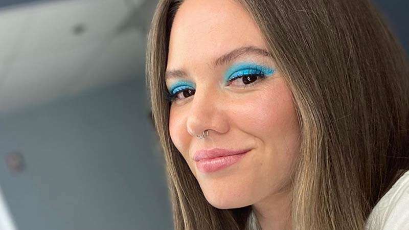 Joy Huerta comparte foto junto a su hija tocando la guitarra