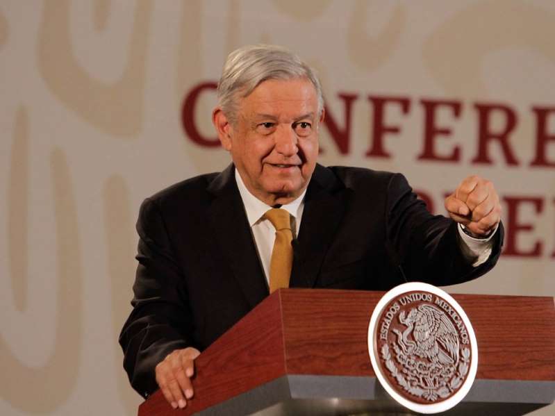 Ningún paso atrás en proyectos: AMLO