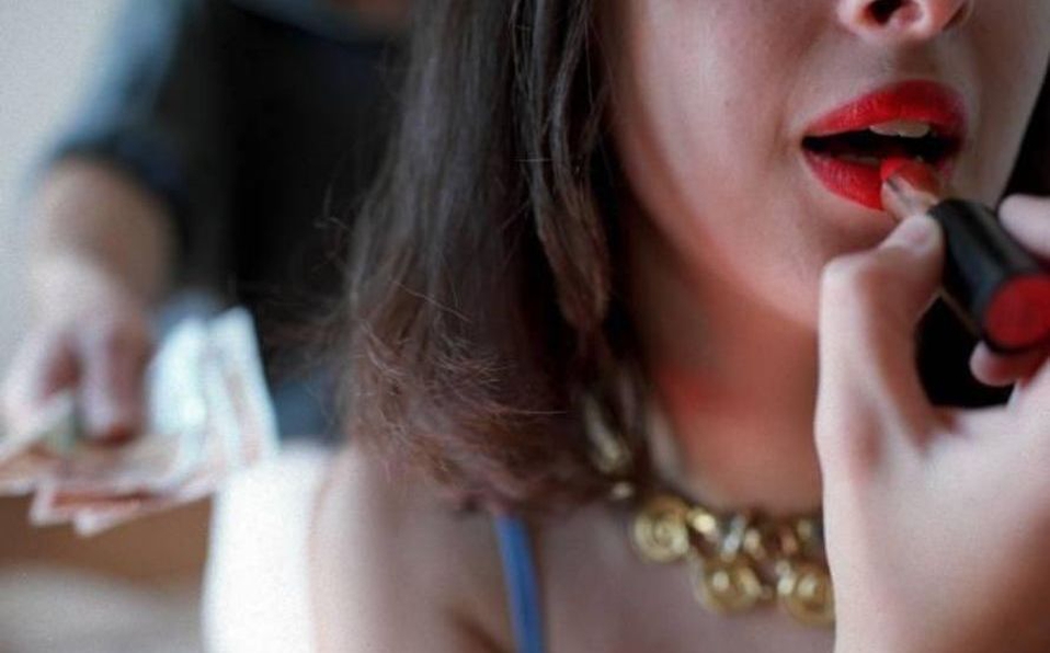 'Quedarse en casa no es una opción': Trabajadoras sexuales, entre el COVID-19 y la supervivencia
