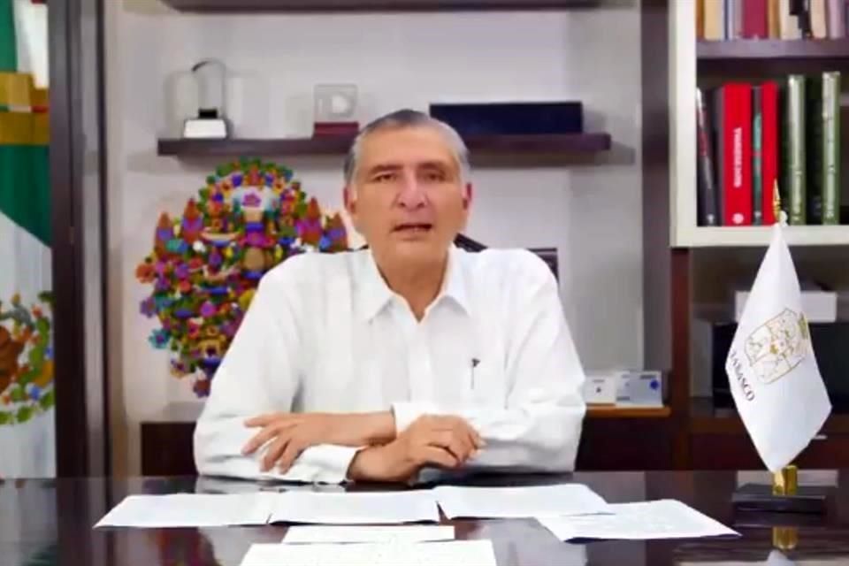 Adán López, gobernador de Tabasco, es dado de alta tras padecer COVID-19