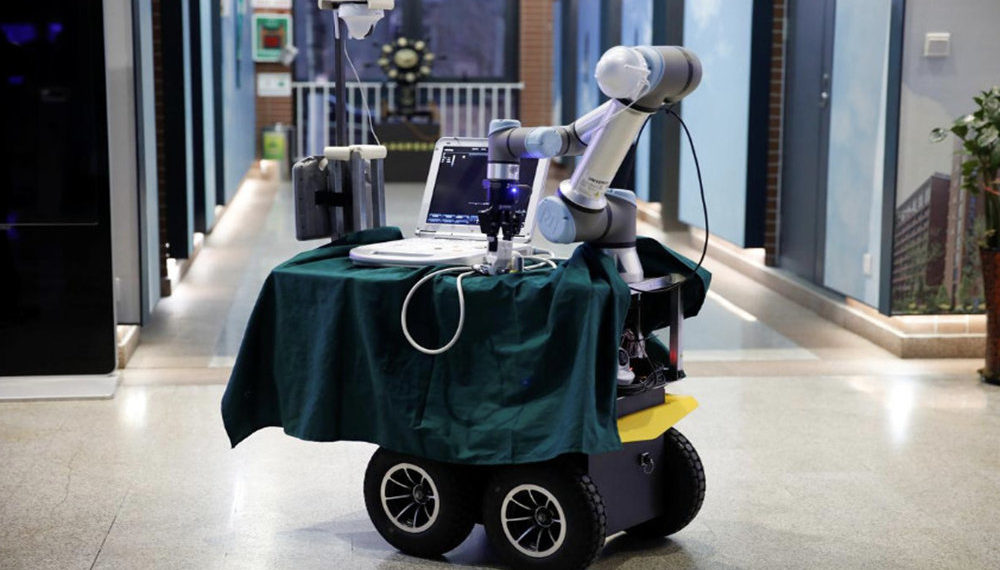 Crean en México robot anticontagios de COVID-19