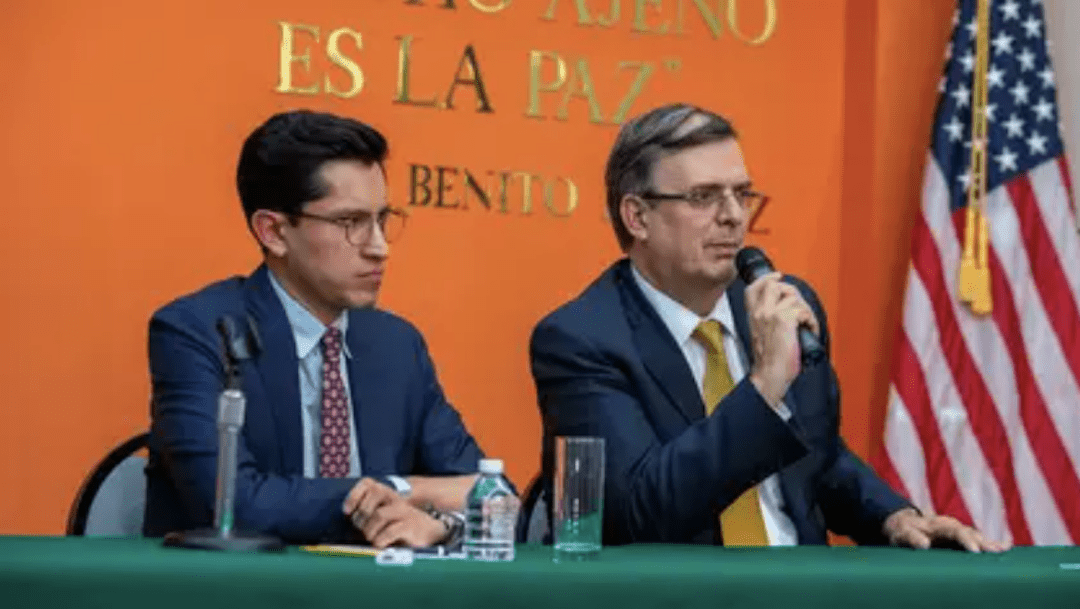 Roberto Velasco, vocero de Marcelo Ebrard, da positivo a COVID-19