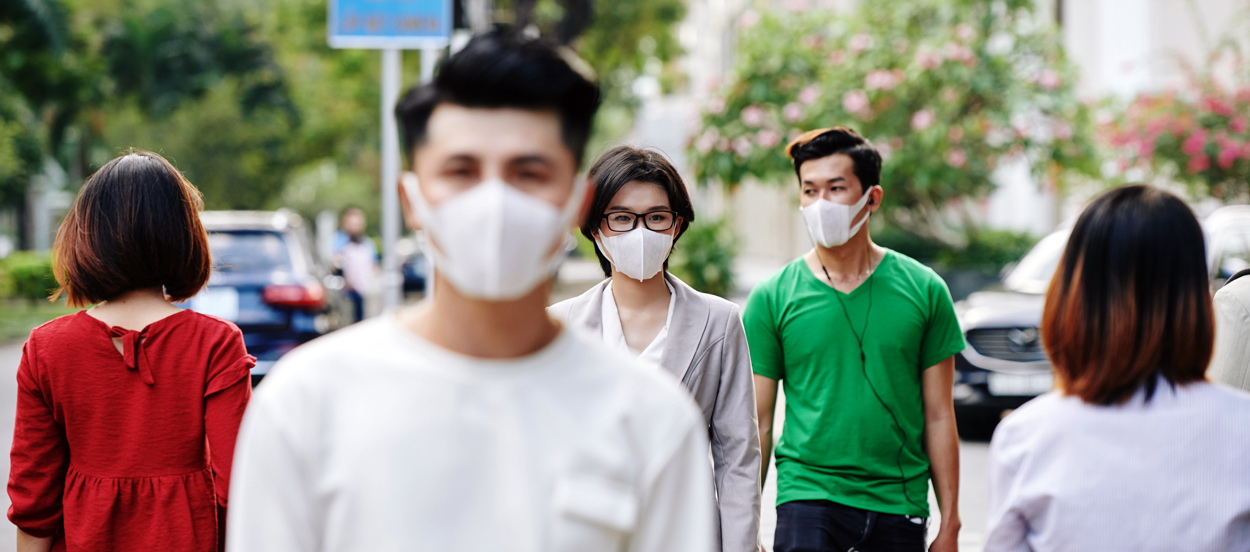 El mundo ha sido humillado por un pequeño microbio: OMS